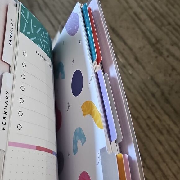 12 month planner NWT - Picture 8 of 8